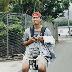 Meet your Posher, Ezrym